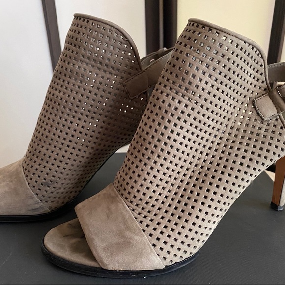 Vince Aden Laser-Cut Peep Toe high heels, EUR 39 M Army green Slingback Sandals - Picture 7 of 10